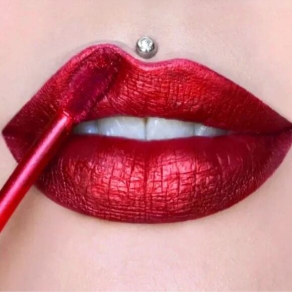 Jeffree Star Velour Liquid Lipstick in Mystery Christmas Stocking NIB 2019 Color - Picture 1 of 3